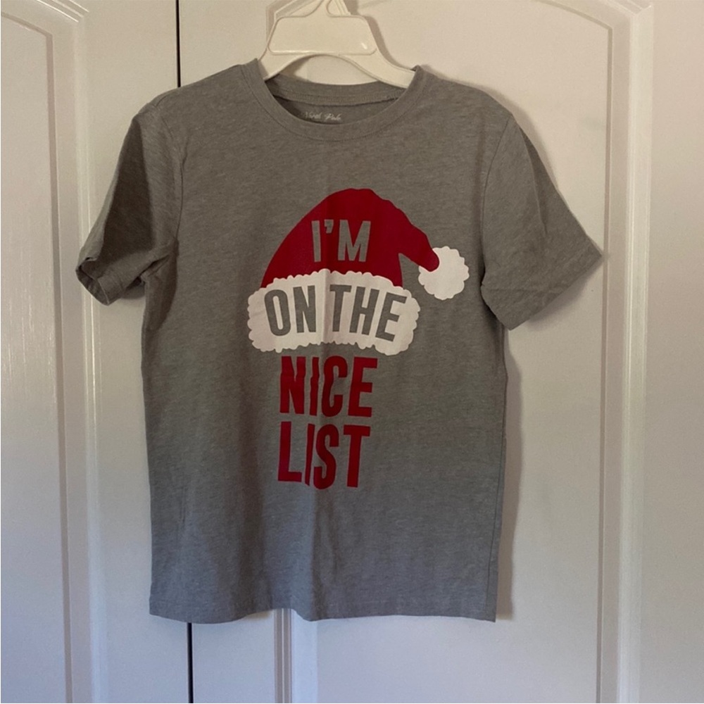 Boys Christmas holiday T-shirt, boys size large/15-16